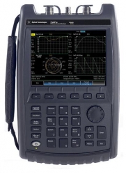 Analizor portabil vectorial Cablu, Antena, Retea 2 MHz..4 GHz/ 6 GHz Agilent N9923A FieldFox