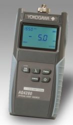 YOKOGAWA AQ4280 Sursa optica portabila